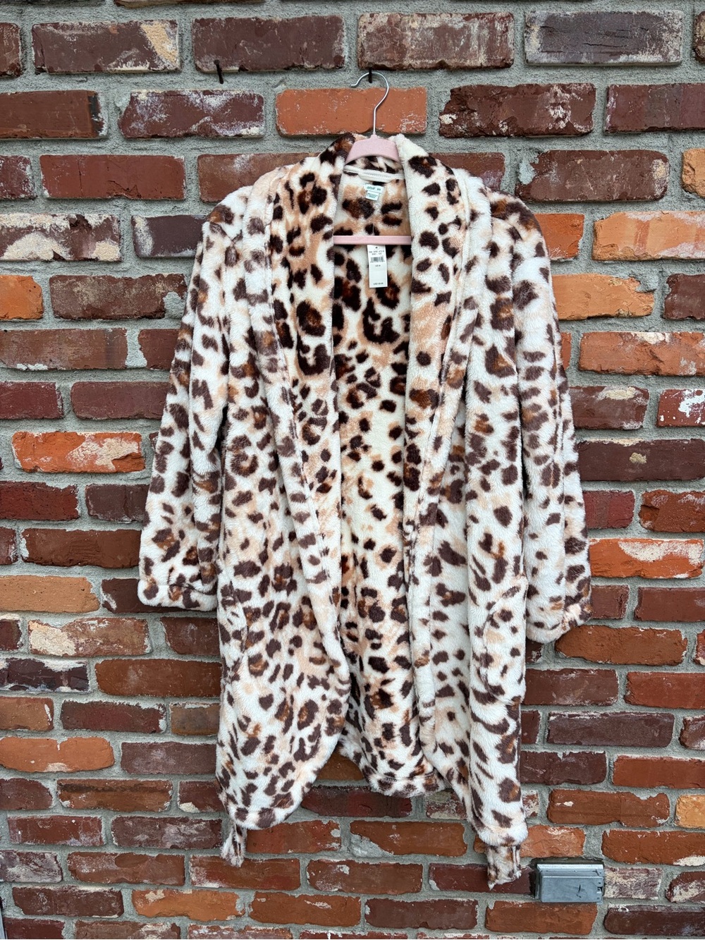 NWT Aerie Robe - Picture 1 of 4